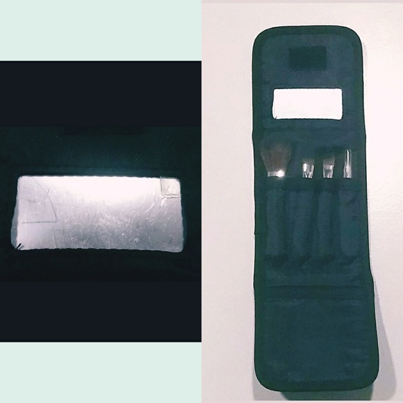 New Body Shop Travel Mini Brush Kit Synthetic - Picture 2 of 3